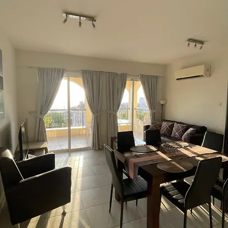 Apartmán Cozy 2 Bedrooms In Complex With Swimming Pools And Beautiful View *